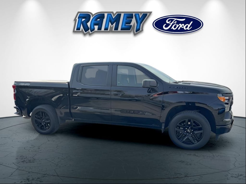 Used 2025 Chevrolet Silverado 1500 Custom
