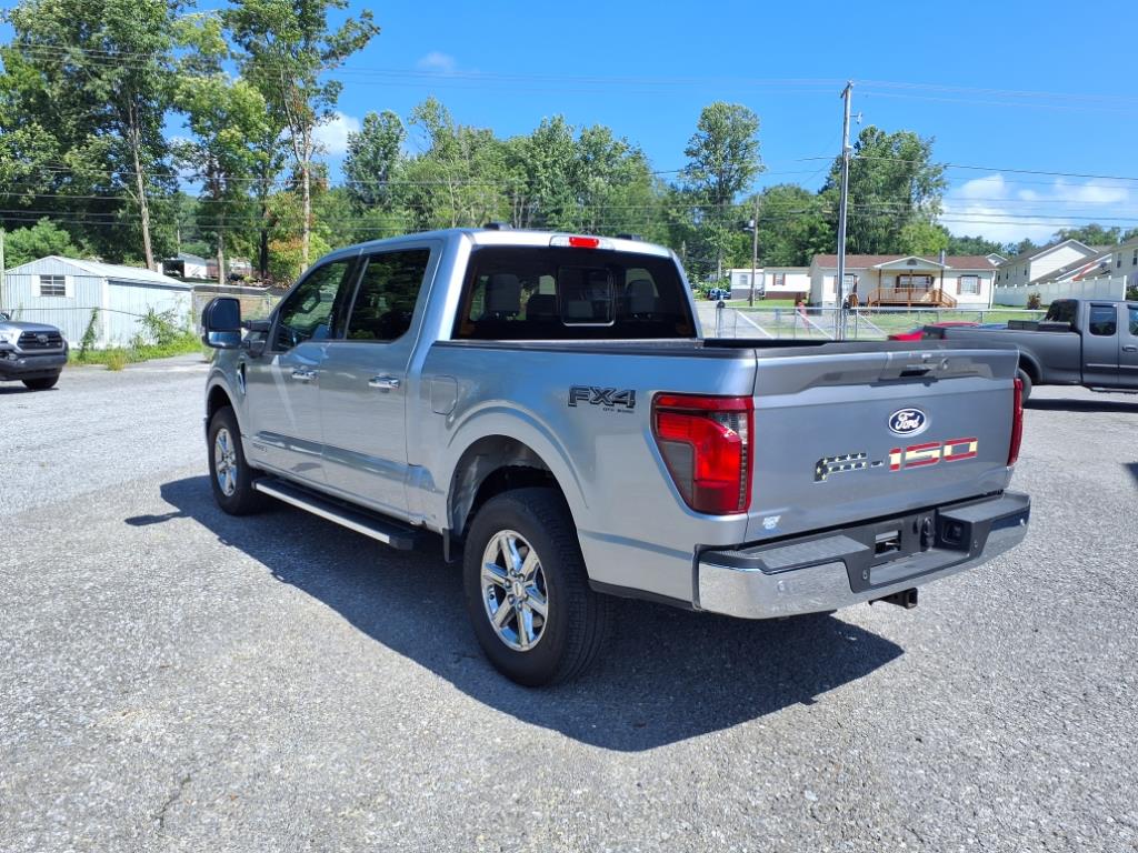 2024 Ford F-150 XLT photo 3