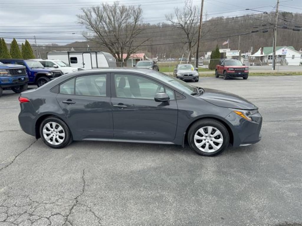 Used 2024 Toyota Corolla LE Sedan