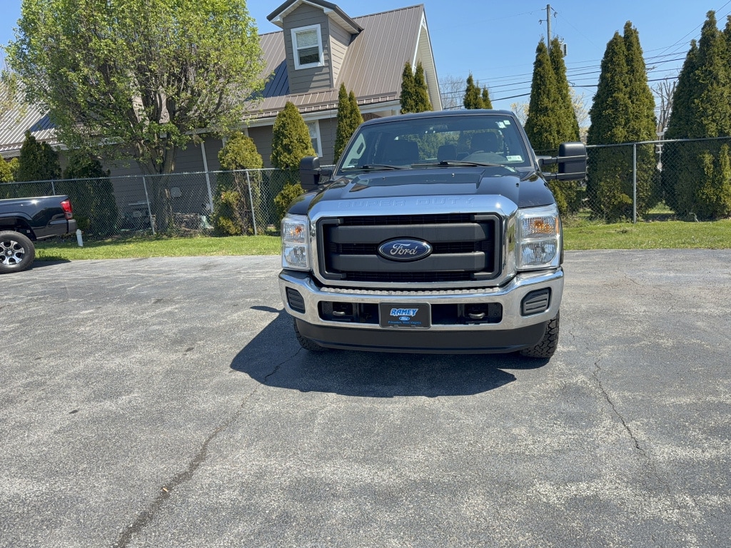 2016 Ford F-350 XL 4x4 Crew Cab 6-1/2' Box SRW's photo