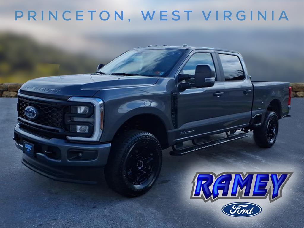 2026 Ford F-350 Super Duty XL's photo