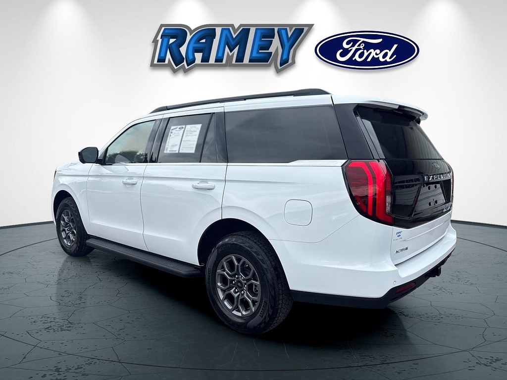 Used 2025 Ford Expedition Active