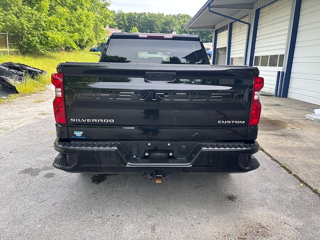 Used 2025 Chevrolet Silverado 1500 Custom