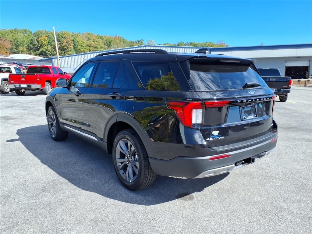 New 2025 Ford Explorer Active SUV