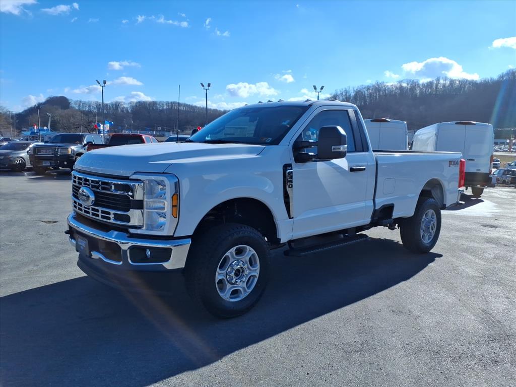 2026 Ford F-350 Super Duty XLT's photo