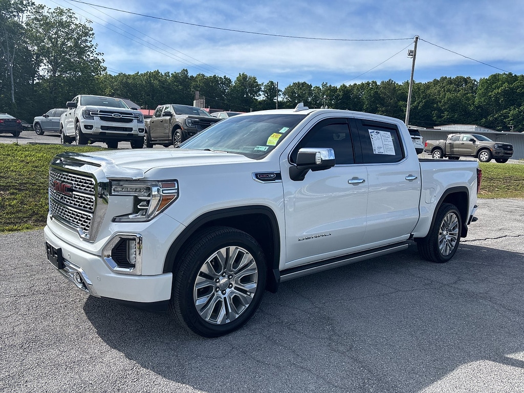 2021 GMC Sierra 4WD Crew Cab Short Box Denali's photo