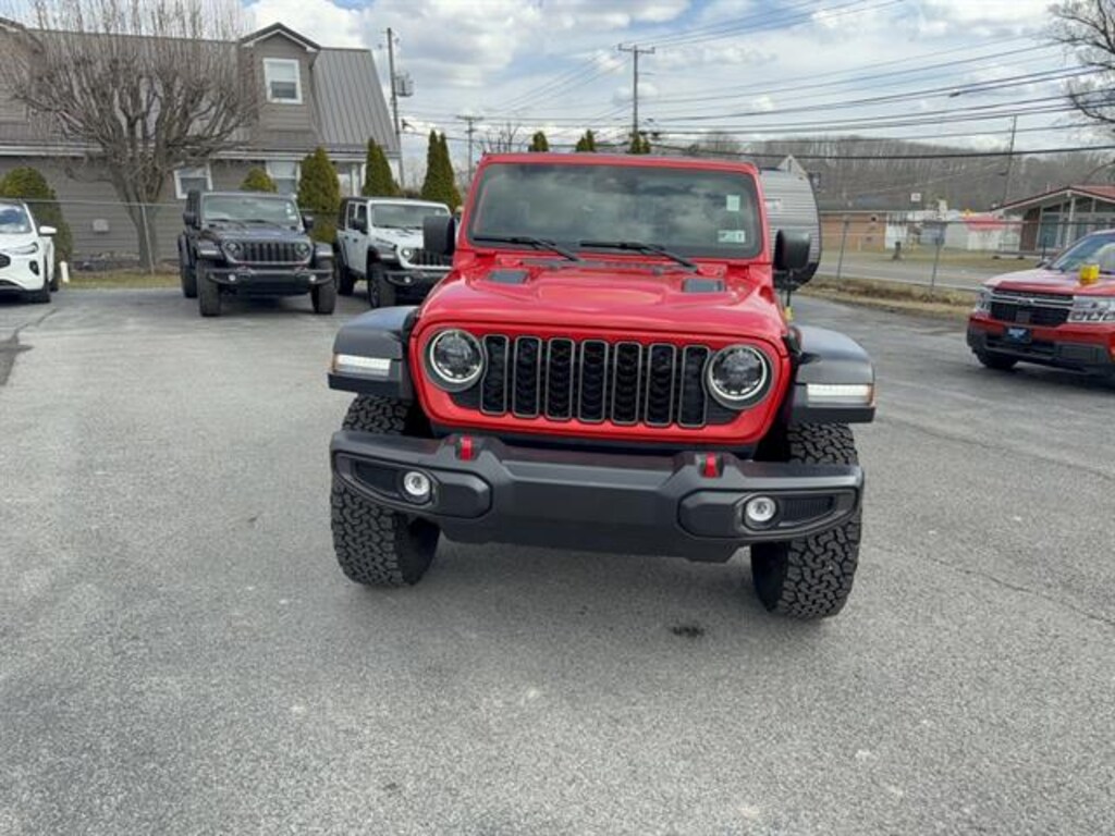 Used 2025 Jeep Wrangler Rubicon