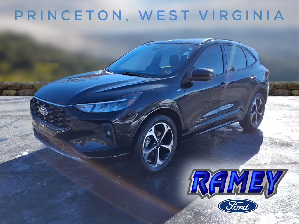 2023 Ford Escape ST-Line Select's photo