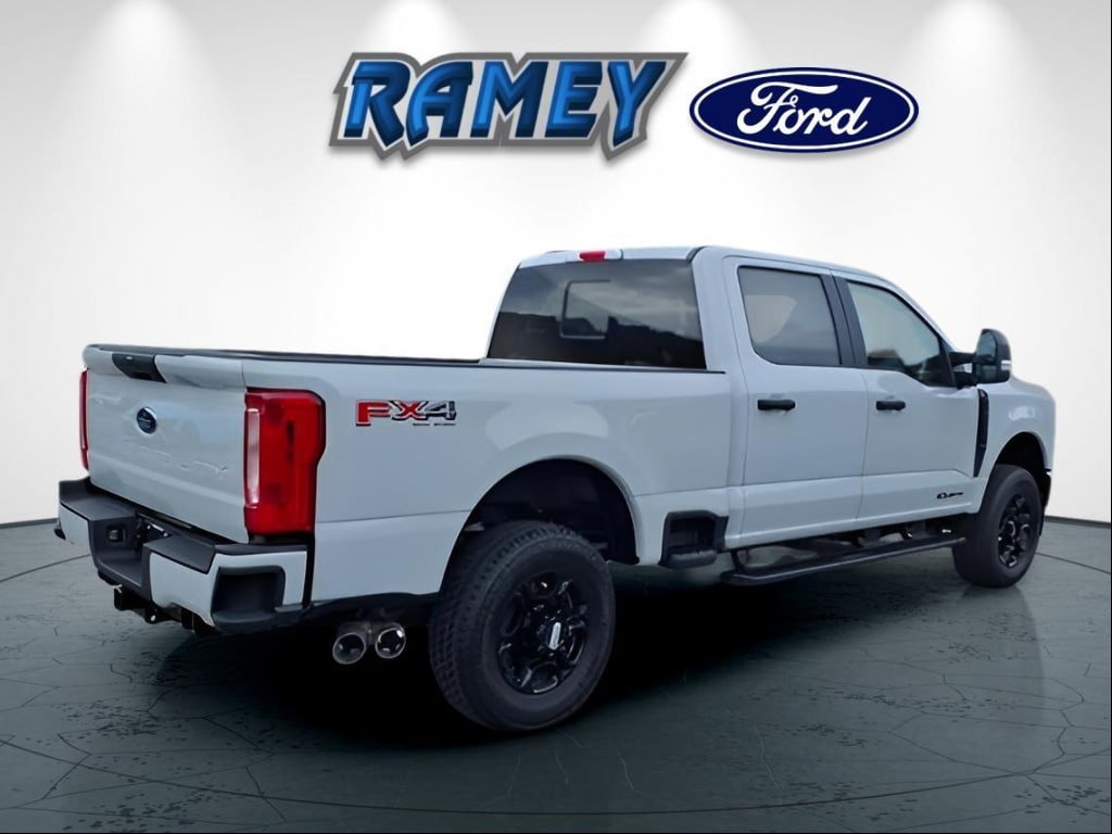 New 2026 Ford Super Duty F-350 SRW XL Truck Crew Cab