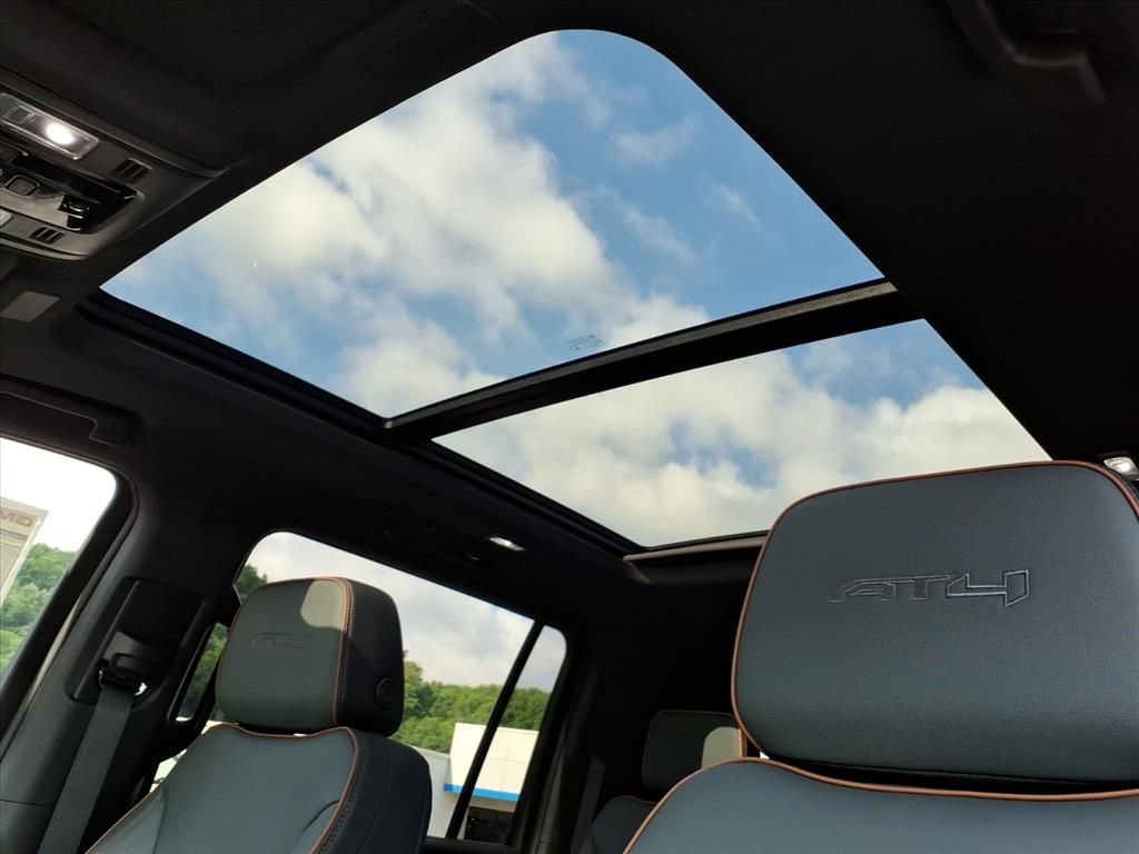 2026 GMC Yukon XL AT4 - Photo 11