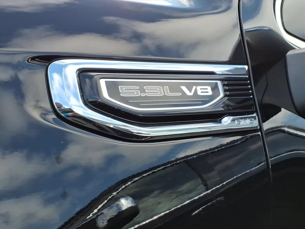 2026 GMC Sierra 1500 SLT - Photo 7