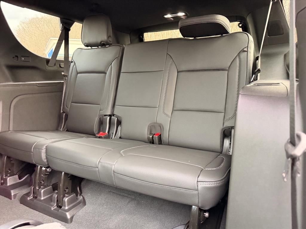 2026 GMC Yukon XL Denali - Photo 9