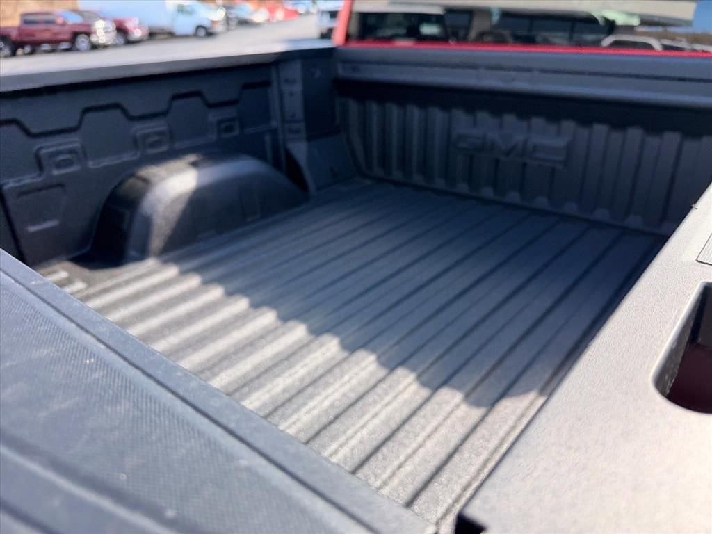 2026 GMC Sierra 1500 SLE - Photo 15