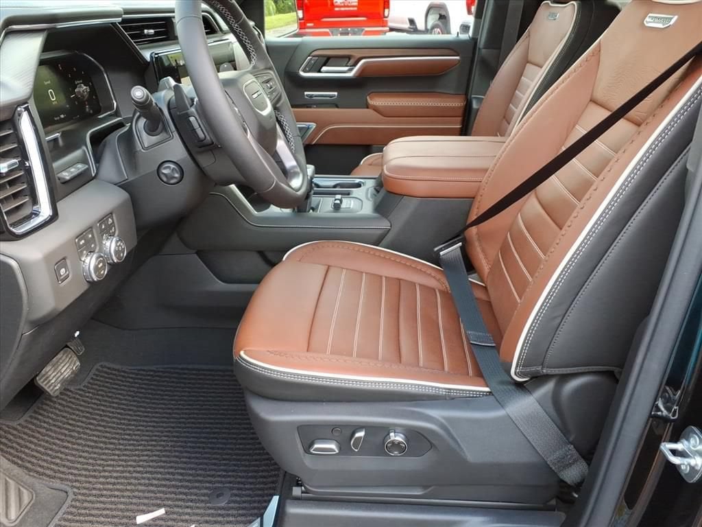 2026 GMC Sierra 1500 Denali Ultimate - Photo 8