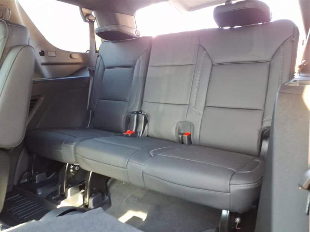 2026 GMC Yukon Denali - Photo 11