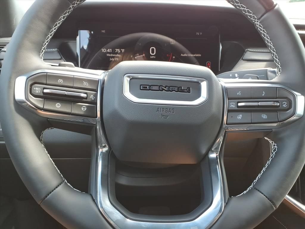 2026 GMC Acadia Denali - Photo 12
