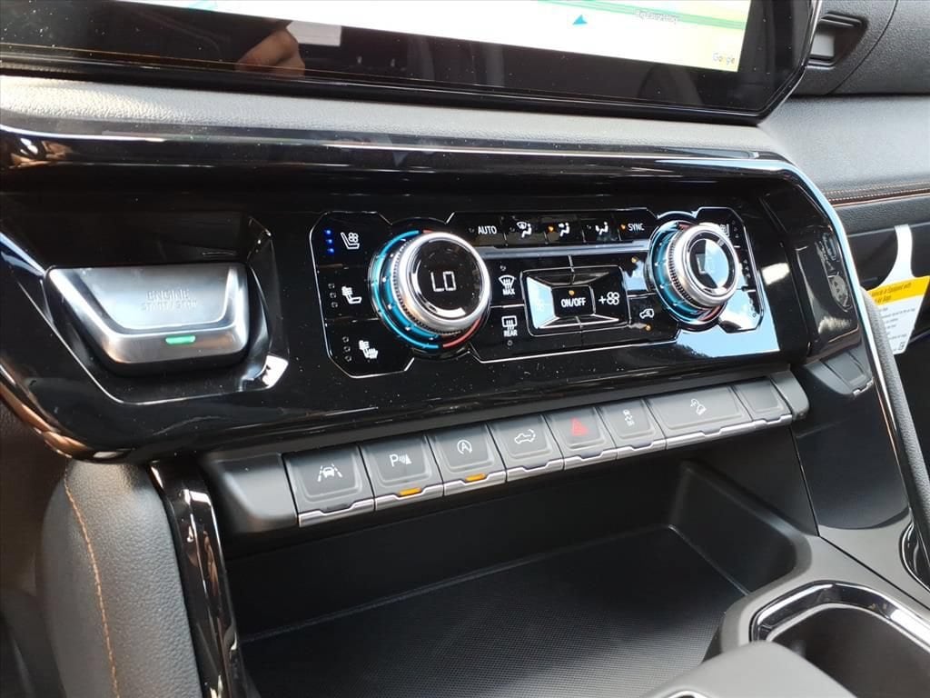 2026 GMC Sierra 1500 AT4 - Photo 14
