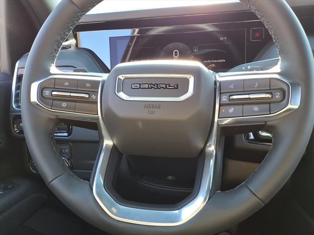 2026 GMC Yukon Denali - Photo 13