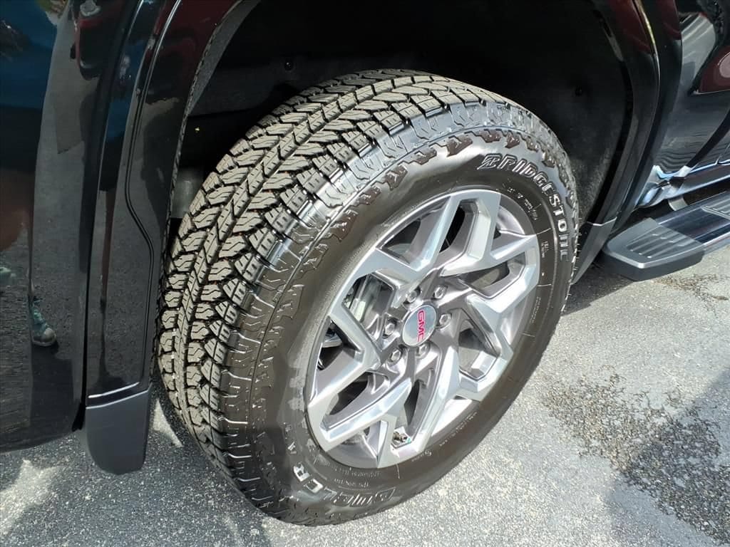 2026 GMC Sierra 1500 SLT - Photo 14