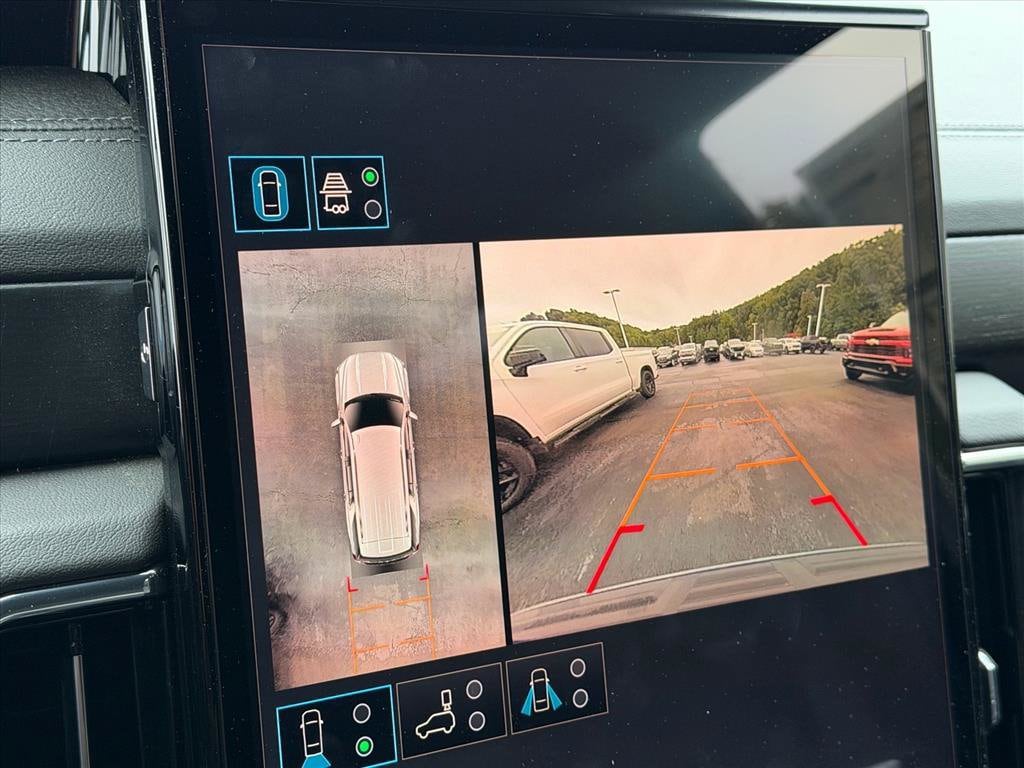 2026 GMC Yukon Denali - Photo 15