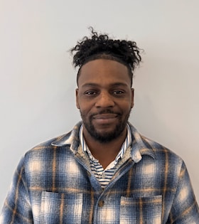 Staff member Que Wilborn from ID_0e3985