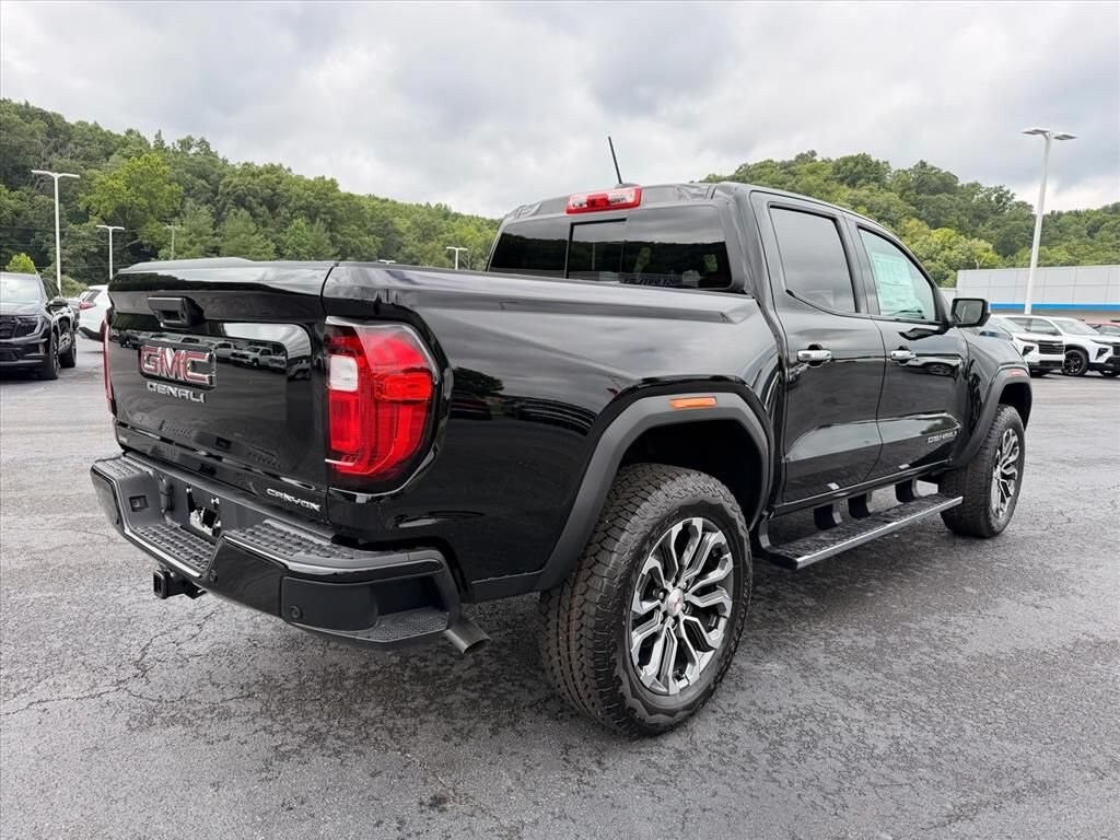 New 2026 GMC Canyon Denali Truck