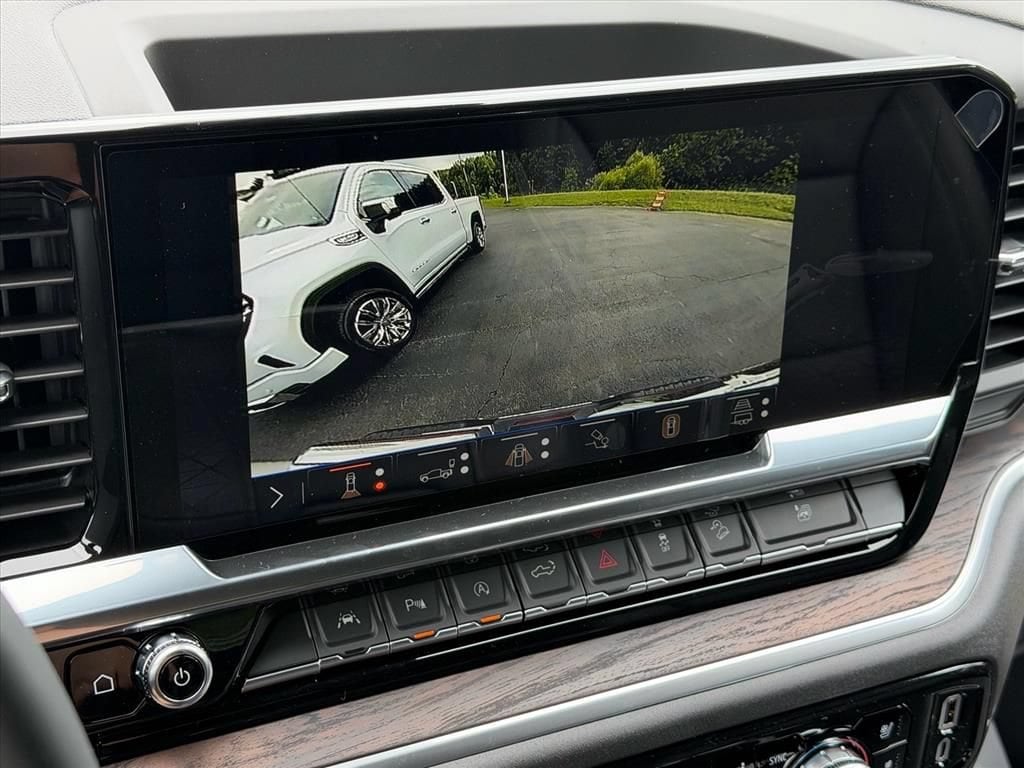 2026 GMC Sierra 1500 SLT - Photo 17