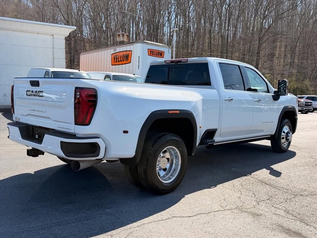 New 2026 GMC Sierra 3500 HD Denali Ultimate DRW Truck