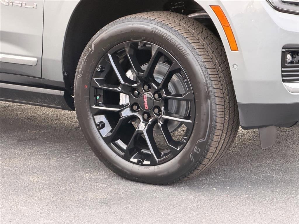 2026 GMC Yukon XL Denali - Photo 23