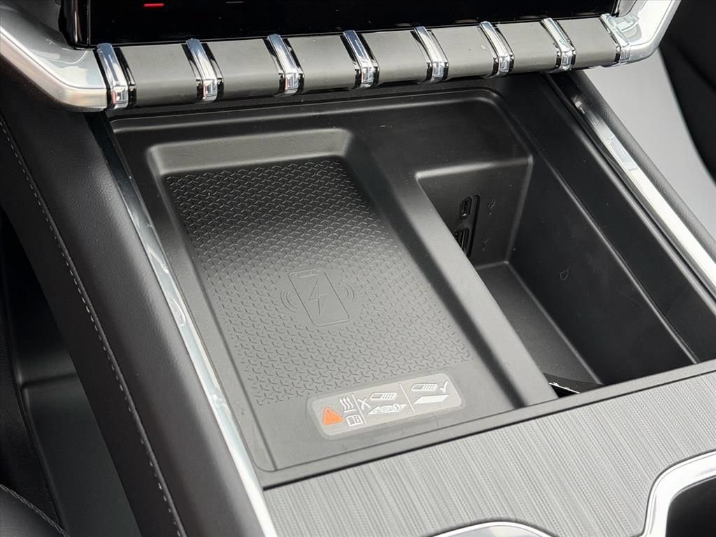 2026 GMC Acadia Elevation - Photo 17