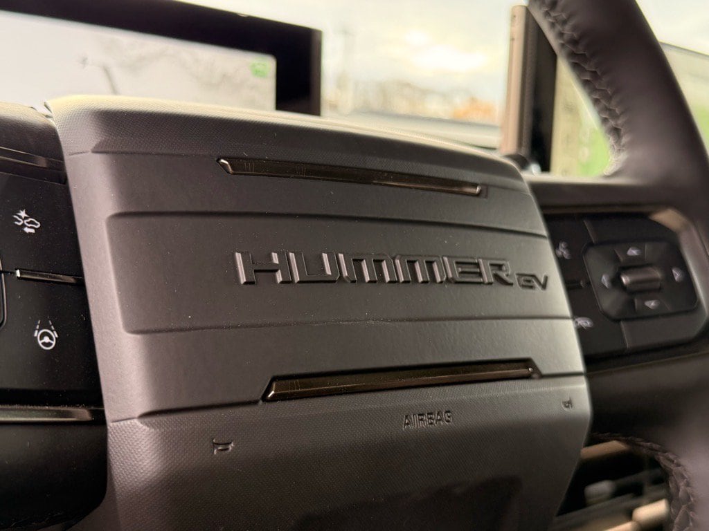 2025 GMC HUMMER EV 2X - Photo 11