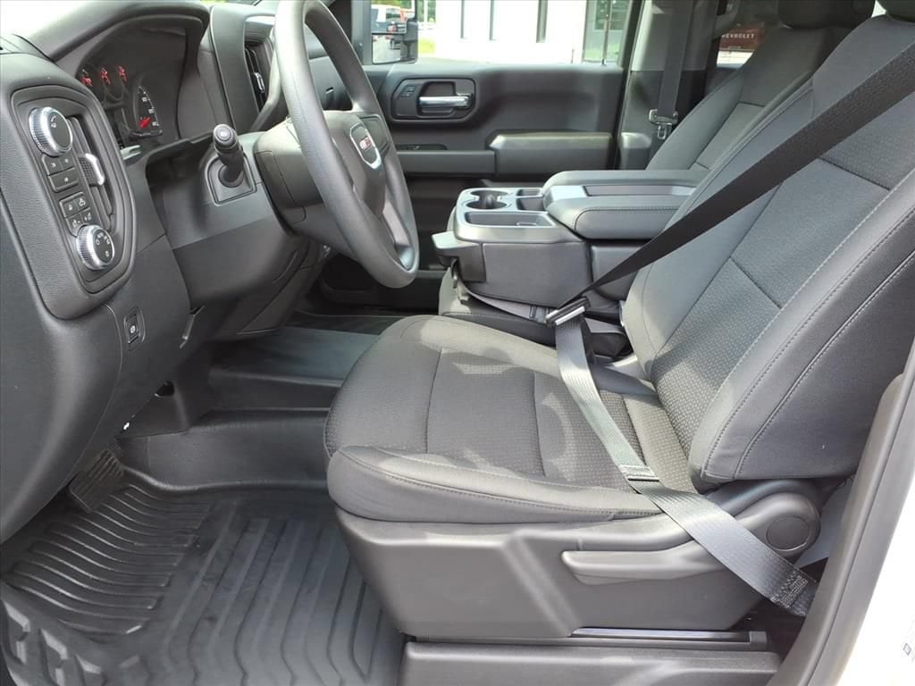 2026 GMC Sierra 2500HD Pro - Photo 8