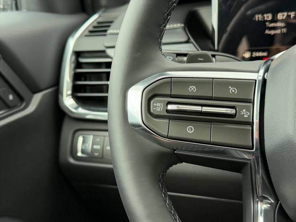 2026 GMC Acadia Elevation - Photo 11