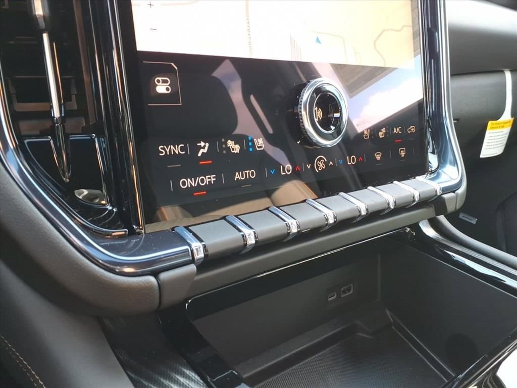 2026 GMC Yukon XL AT4 - Photo 13