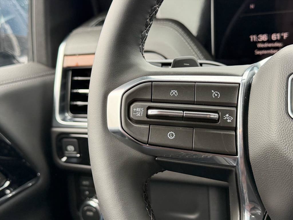 2026 GMC Yukon Denali - Photo 10