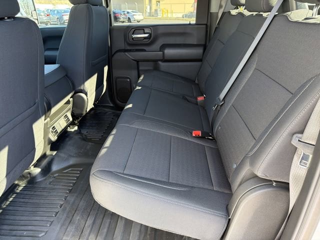 2025 GMC Sierra 3500 Chassis Cab Pro - Photo 5
