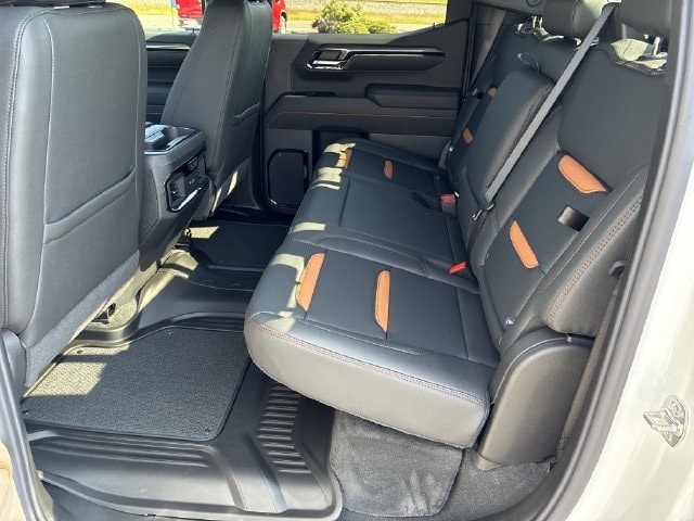 2026 GMC Sierra 1500 AT4 - Photo 6
