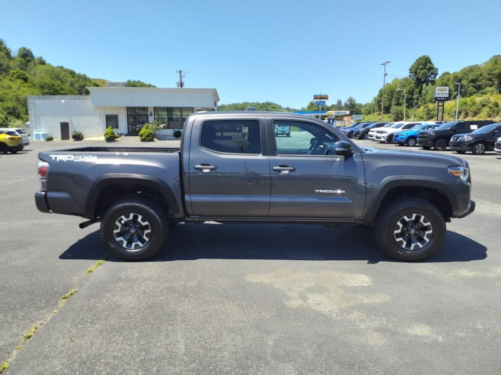 Used 2021 Toyota Tacoma TRD Off Road with VIN 5TFCZ5AN6MX259289 for sale in North Tazewell, VA