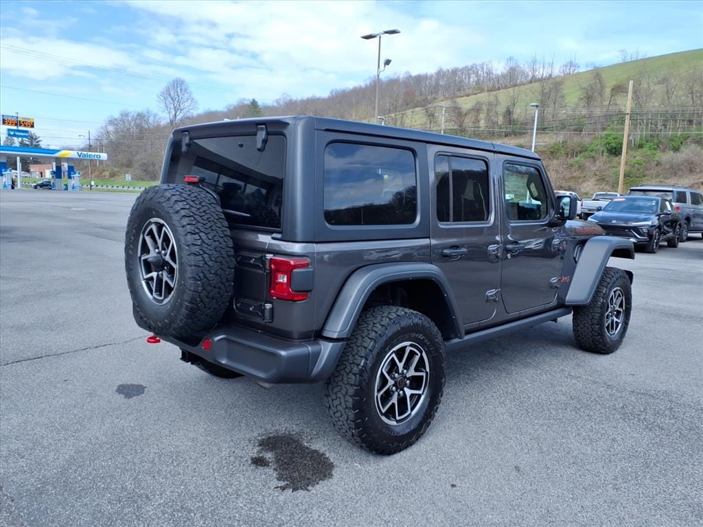 Used 2025 Jeep Wrangler Rubicon SUV