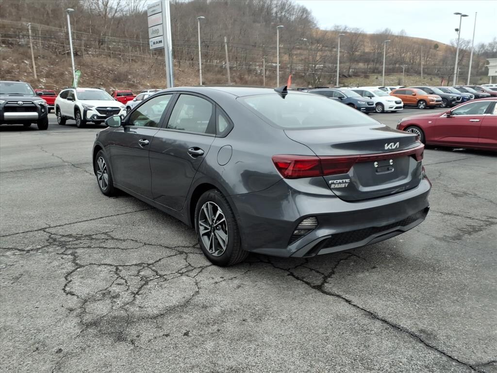 Used 2024 Kia Forte LXS Sedan