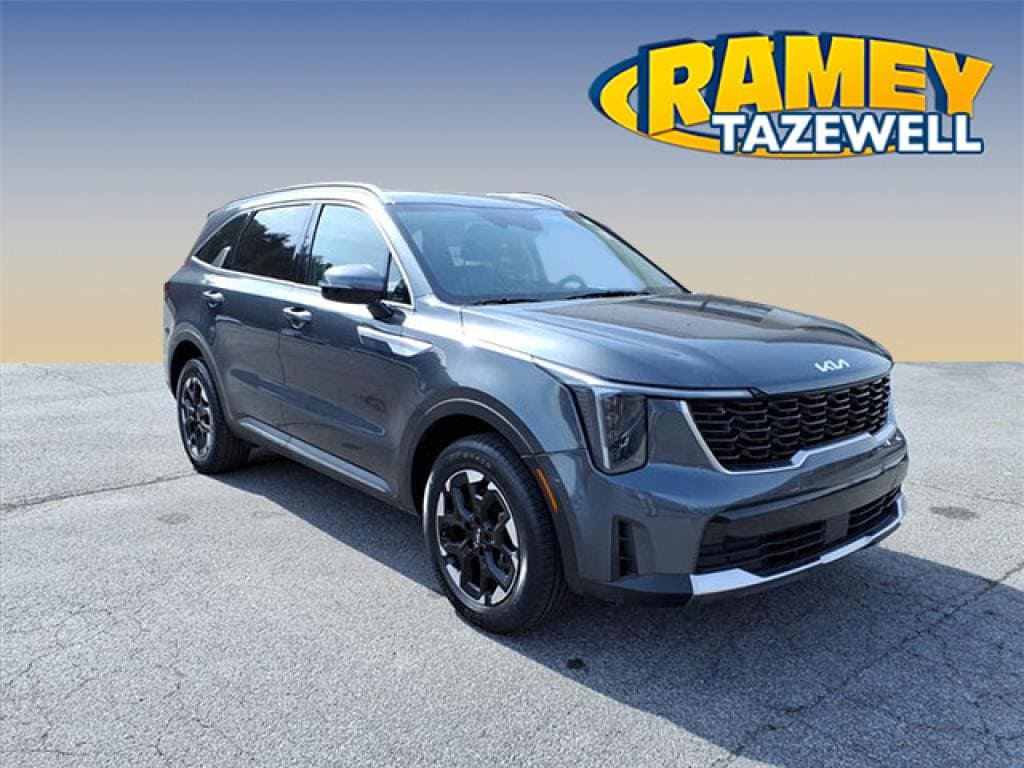 Used 2024 Kia Sorento S SUV