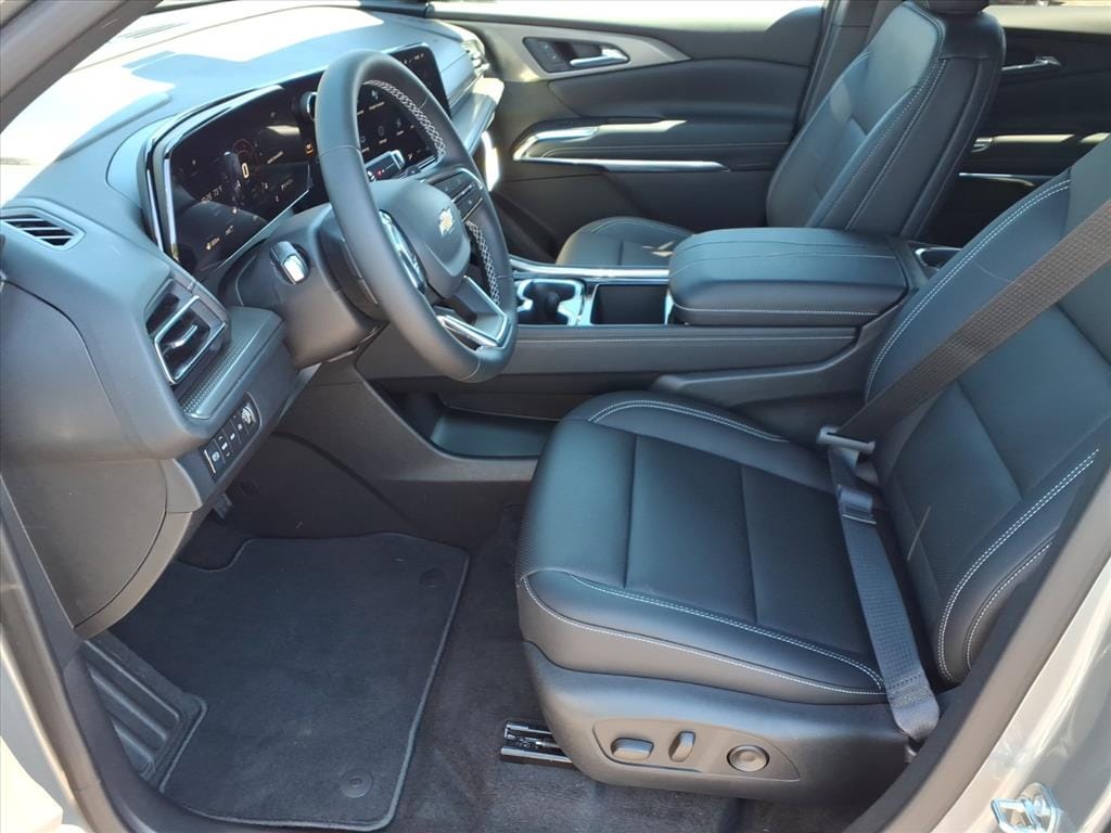 New 2026 Chevrolet Traverse LT SUV