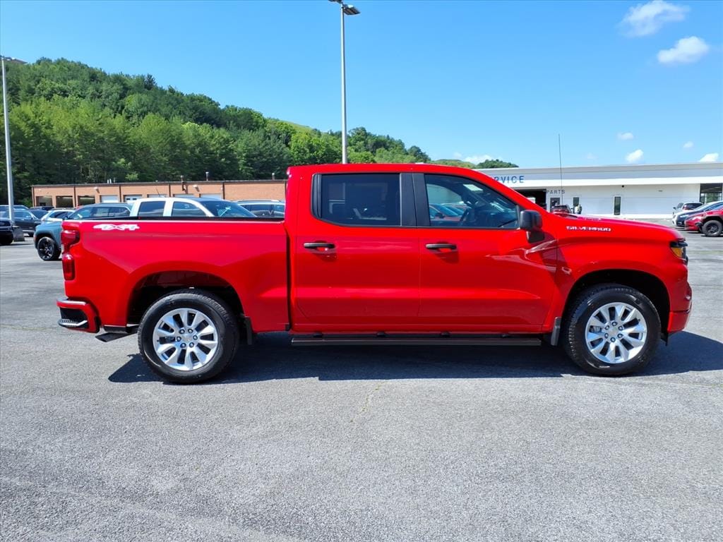 New 2026 Chevrolet Silverado 1500 Custom Truck