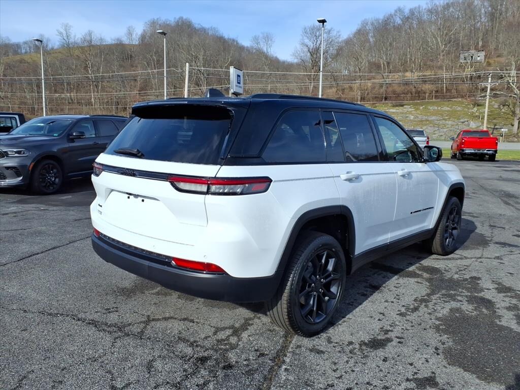 New 2025 Jeep Grand Cherokee Limited SUV