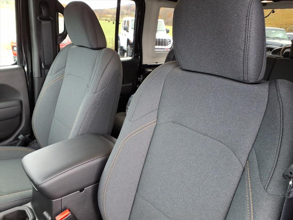 2026 Jeep Wrangler 4-Door Sport - Photo 8
