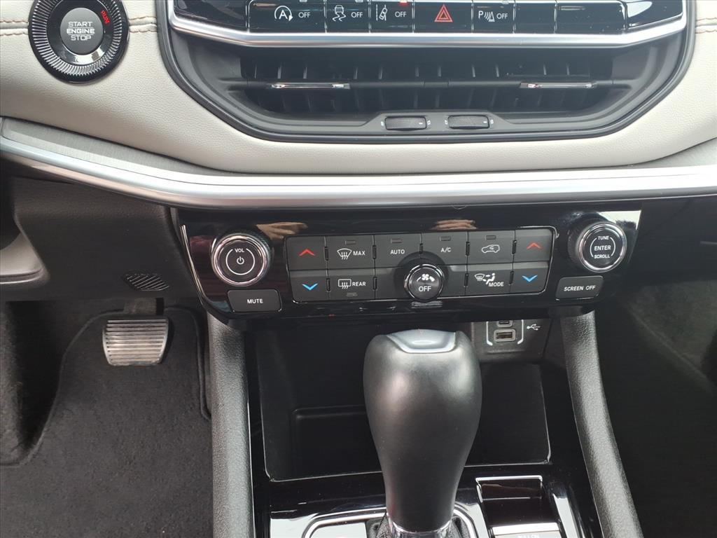 2025 Jeep Compass Limited - Photo 18