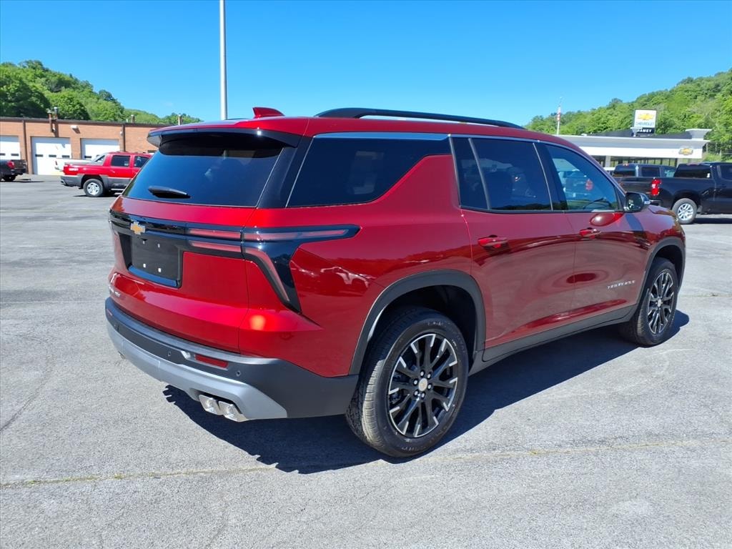 New 2026 Chevrolet Traverse LT SUV