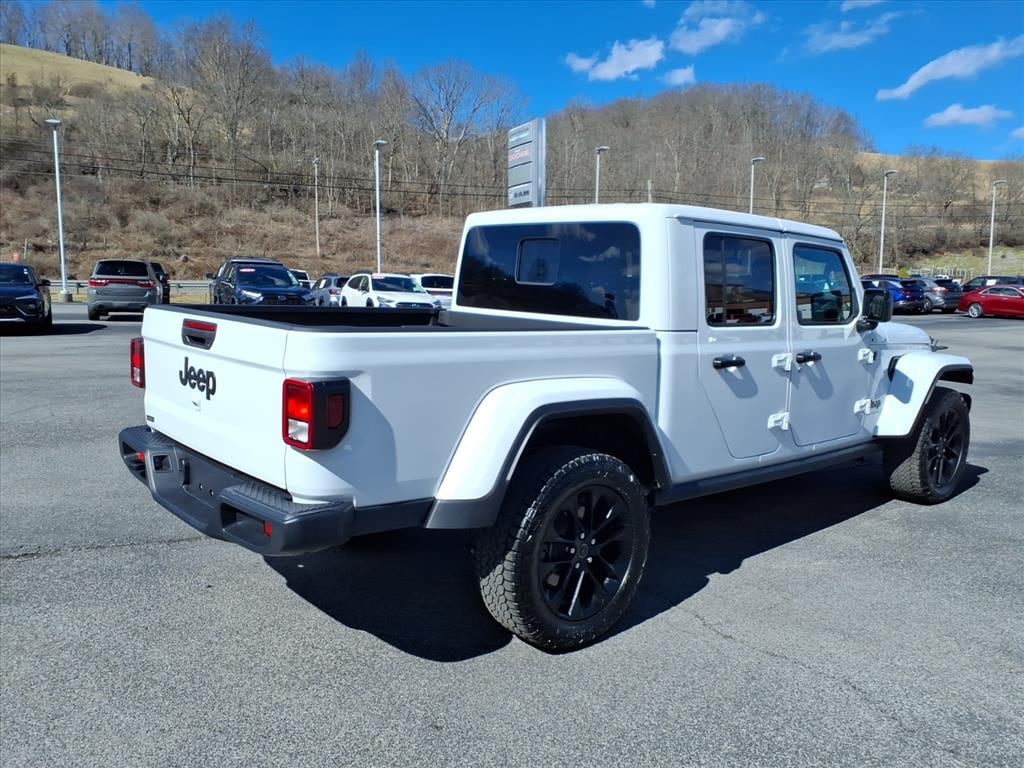 Used 2025 Jeep Gladiator Nighthawk Truck