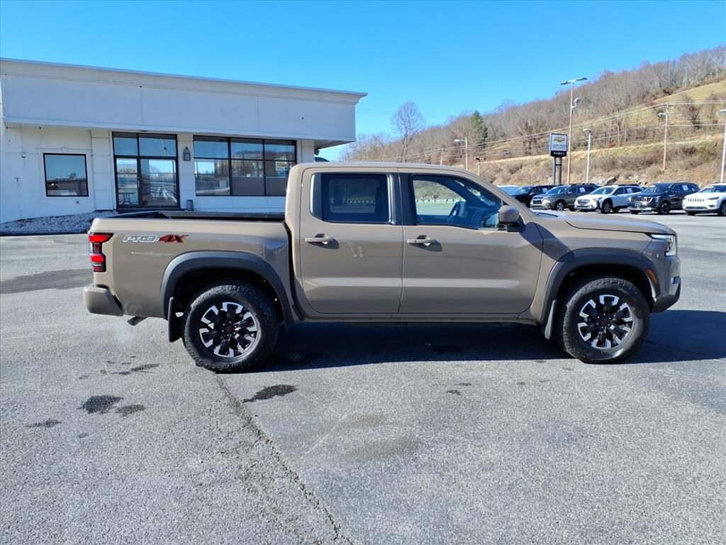 Used 2024 Nissan Frontier PRO-4X Truck