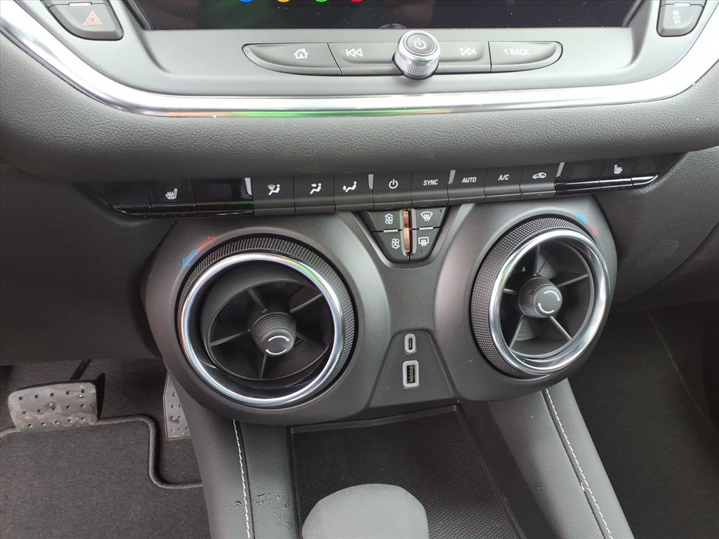 2026 Chevrolet Blazer 2LT - Photo 11